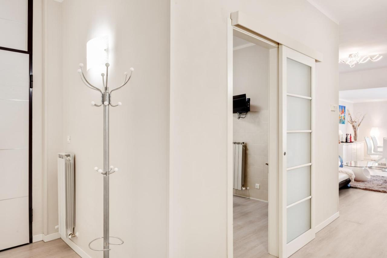 Apartment Luni Mare Bright Terrace Flat With Parking *